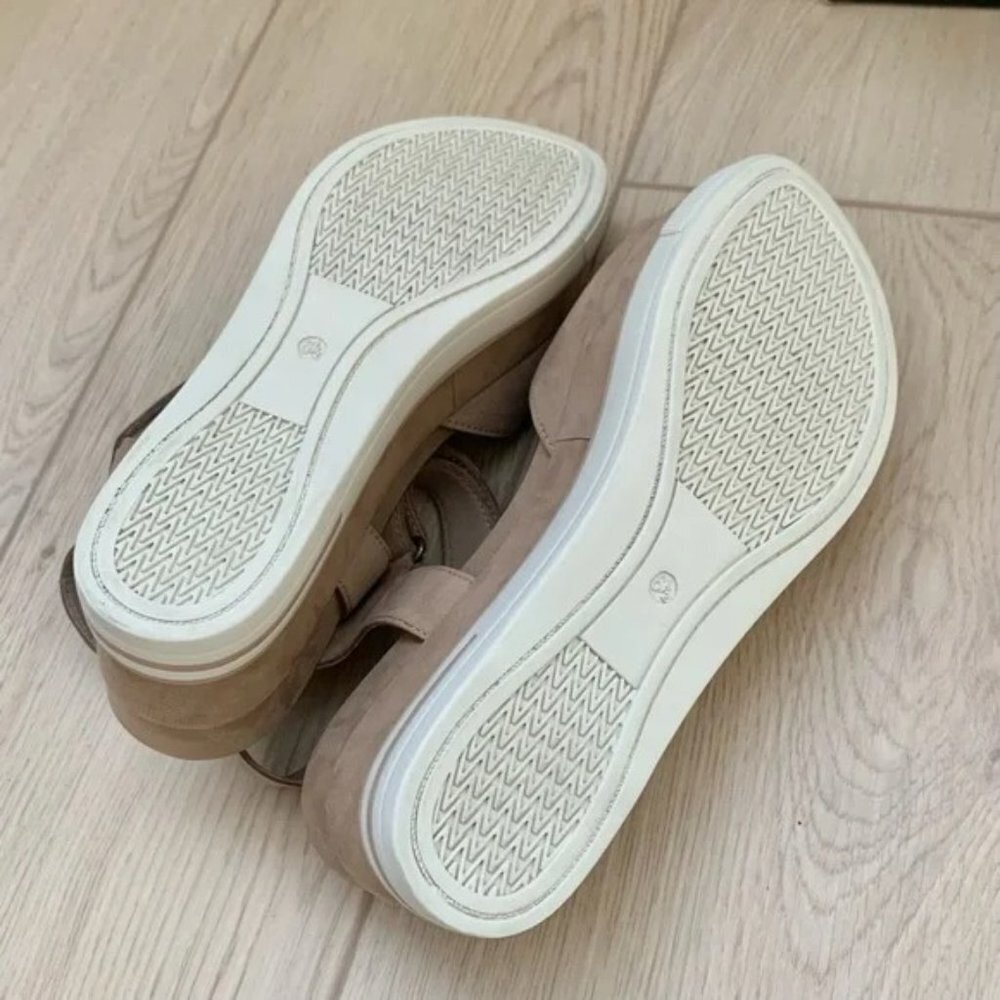 🌞 Eileen Fisher Beige Barley Beck Sporty Platform Wedge Heeled Sandals - Picture 11 of 11